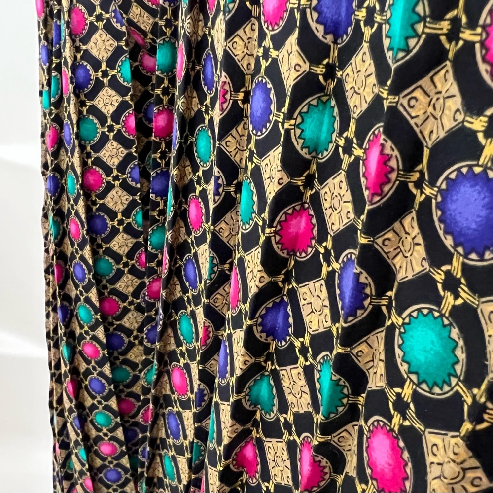 Vintage Pleated Medallion Print Jewel Tones Dress Size 8 - Picture 10 of 15